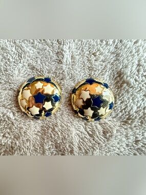 Vintage 1980's Blue and White Stars Round Clip Earrings